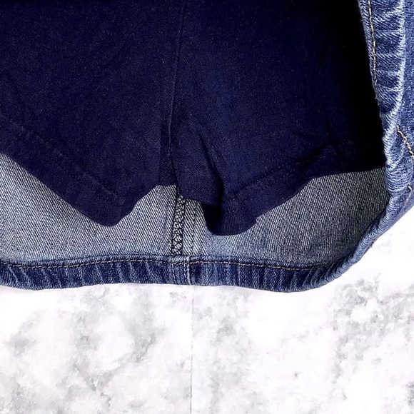 Arizona Girls Y2K Heart Embroidered Light Medium Wash Denim Skirt Blue Size 12 - Picture 4 of 7